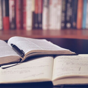 ulqdjx5aei_____open-book-g07bd7c2f0_1920 ulqdjx5aei_____open-book-g07bd7c2f0_1920