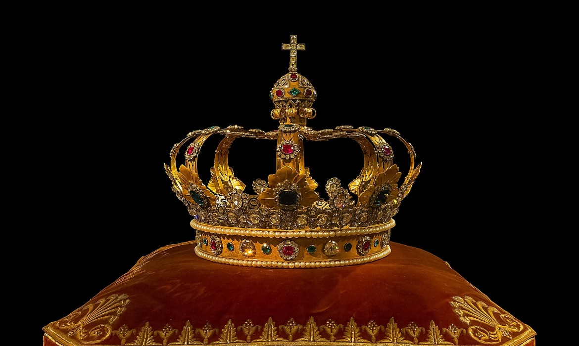 h2rm8drzzl_____crown-759296_1920 h2rm8drzzl_____crown-759296_1920